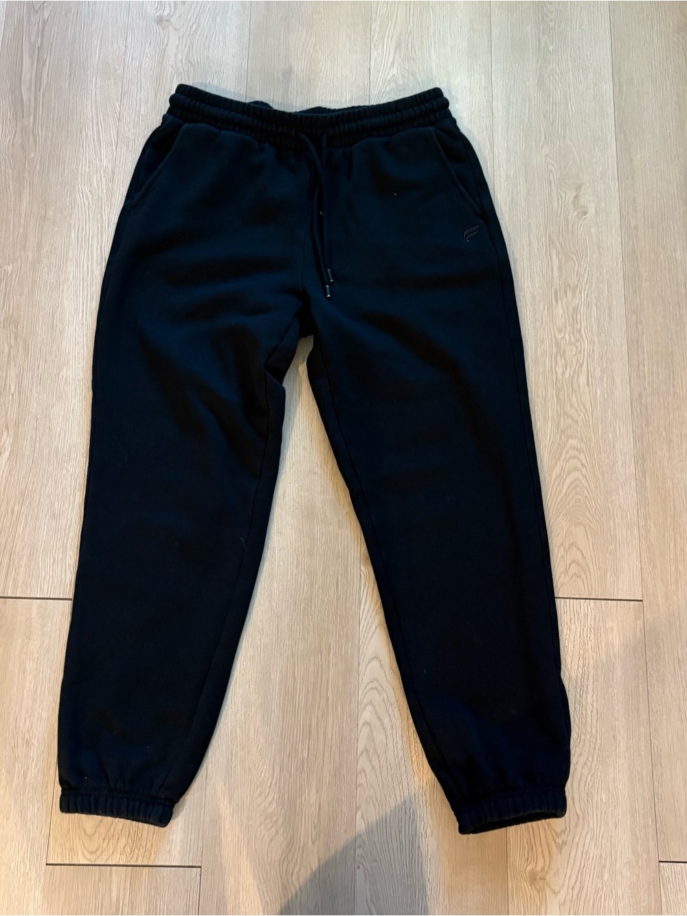 Fabletics Kids Black Elastic Waist Jogger Sweatpants
